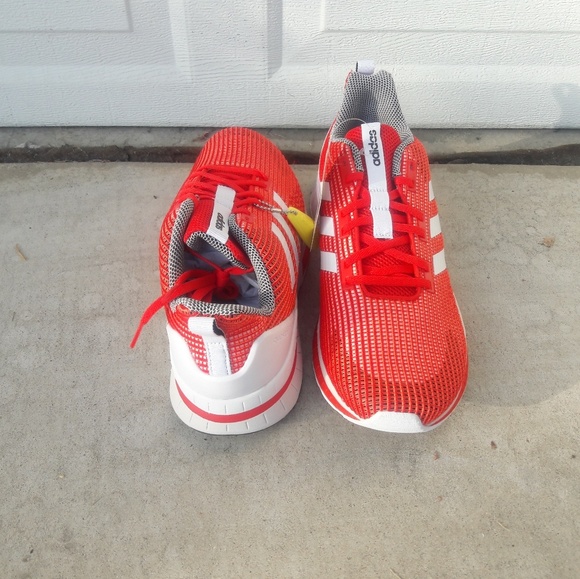 Adidas - Picture 2 of 5